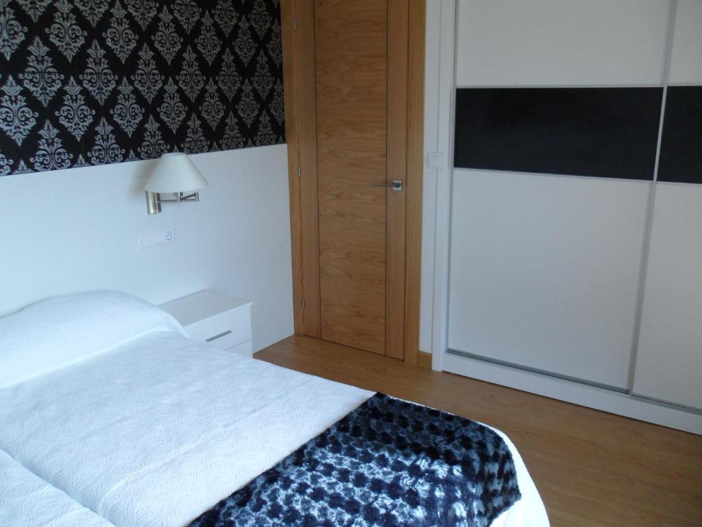 Apartamentos Turisticos Estrella Del Alemar Langre  Værelse billede