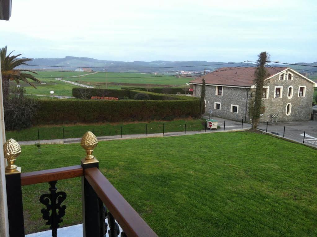 Apartamentos Turisticos Estrella Del Alemar Langre  Eksteriør billede
